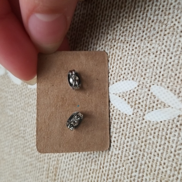 Handmade box and earrings set. - Picture 3 of 9